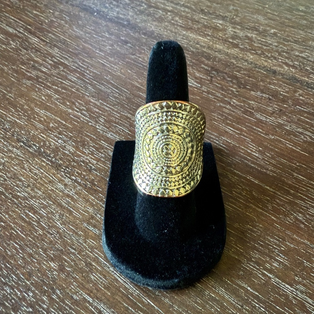 Statement Ring
